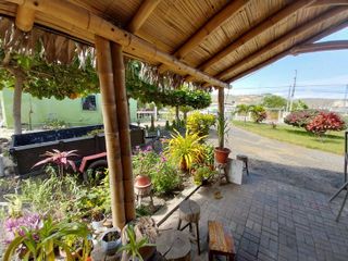 Puerto Cayo - Dream Villa: Se Vende Casa Cerca del Mar en Puerto Cayo