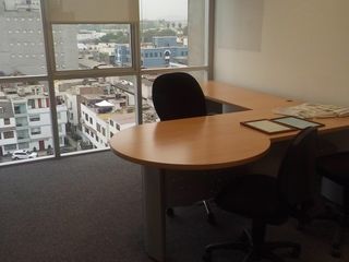 Foto 4 de Oficina En Alquiler Av La Encalada Surco