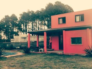 Foto 3 de Chalet en alquiler en Pinamar