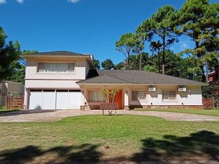 Foto 1 de Codigo 624 - Pinamar - Casa En Alquiler - Zona Alamos - Pileta