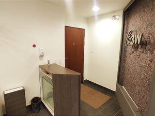 La Pradera, Oficina en renta, 68 m2, 7 ambientes, 1 baño, 1 parqueadero
