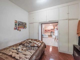 PH en venta - 2 dormitorios 1 baño - 82 mts2 - Parque Chacabuco