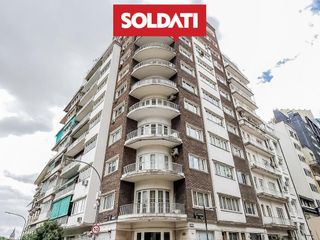Departamento de 3 dormitorios y 2 dependencias en Venta - Balcón Corrido - Recoleta