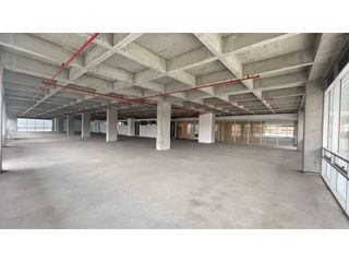 Foto 18 de Oficina en arriendo Fontibón 834 M2