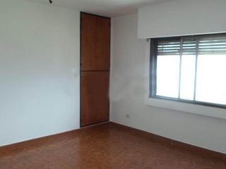 Departamento en venta - 2 dormitorios 1 baño - 64mts2 - La Plata