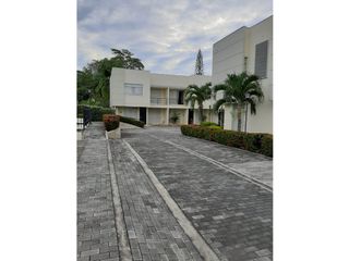 Maat vende Casa en conjunto - Villeta. 135 M2 $ 470Millones