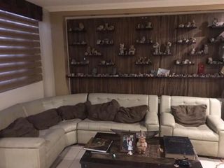 Foto 2 de VENTA DE CASA ESQUINERA DE 4 DORMITORIOS EN CATALUÑA - VIA SAMBORONDON