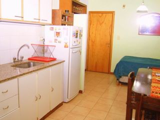 Foto 7 de VENDE DEPARTAMENTO CENTRICO DE 2 AMBIENTES, CON PATIO!