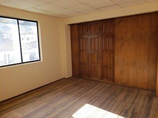 Foto 3 de Casa - Paute