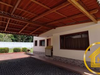 Casa 4 dormitorios con Terreno de 690m2  -Valle de Los Chillos