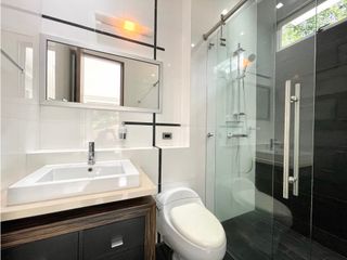 Casa en venta en El Poblado con piscina