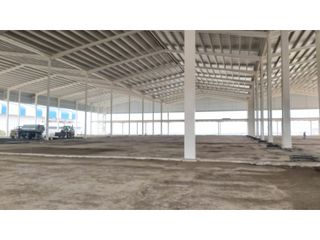 Foto 1 de Vía Daule se alquila bodegas 3300 m2 ideal para farmaceuticas