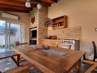 Foto 20 de Chalet en venta en Quilmes Oeste