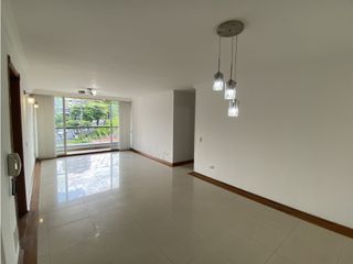 En Venta Apartamento Amplio E Iluminado En Sector de Pinares - Pereira