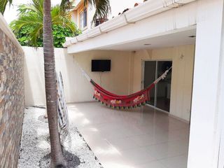 Foto 12 de casa condominio en arriendo/venta en la castellana. Cod A21489