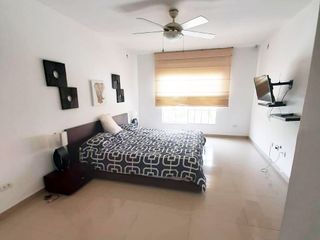 Foto 9 de casa condominio en arriendo/venta en la castellana. Cod A21489