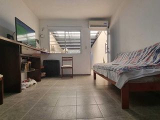 Ph departamento  1 dormitorio parque cochera en  venta La Plata