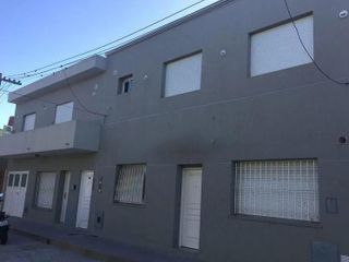Departamento en venta - 2 dormitorios 1 baño - 80mts2  - La Plata