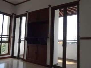 Foto 7 de apartamento en venta en la flora. Cod V10284