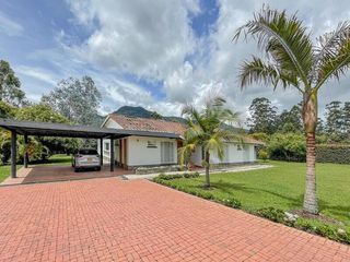 Foto 2 de CASA EN ARRIENDO UBICADA EN RIONEGRO SECTOR VIA LA CEJA - LA UNION