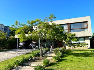 Foto 4 de Casa en venta en barrio El Golf, Nordelta