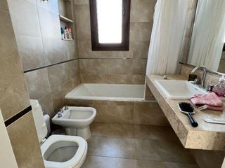 Foto 20 de Casa en venta en barrio El Golf, Nordelta