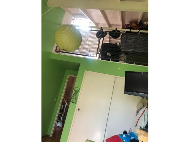 En Venta Duplex Tipo Casa de 7amb Moreno