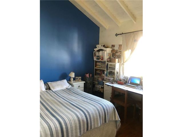 En Venta Duplex Tipo Casa de 7amb Moreno