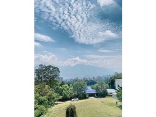 Foto 1 de VENDEMOS LOTE EN UNIDAD CERRADA CON VISTA A MEDELLIN