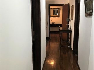 Foto 5 de Venta Departamento Amplio Sector Quito Tenis