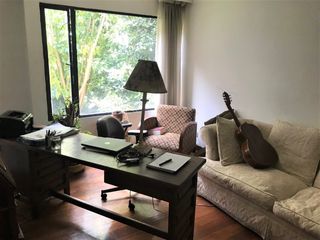 Foto 6 de Venta Departamento Amplio Sector Quito Tenis