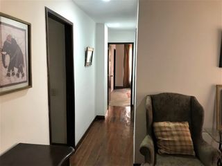 Foto 10 de Venta Departamento Amplio Sector Quito Tenis