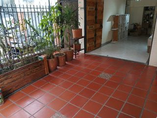 Foto 1 de ARRIENDO de LOCALES en MEDELLIN