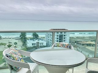 Punta Blanca, vista al mar y acceso a playa en condominio privado, departamento en alquiler.