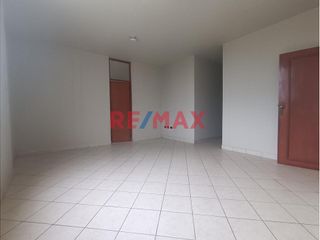 Foto 7 de 🌟 ¡Oportunidad única en Piura! 🌟

Descubre tu nuevo hogar en este encantador departamento ubicado 2do piso 🏠 con una construcción de 77 m². Ubicado