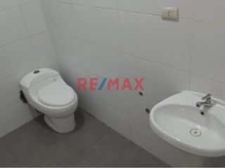 Foto 5 de Venta Casa Comercial 3 Pisos Alto Trujillo Barrio 3