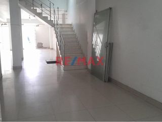 Foto 15 de Venta Casa Comercial 3 Pisos Alto Trujillo Barrio 3