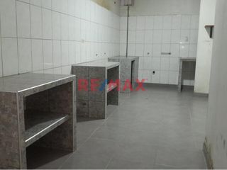 Foto 4 de Venta Casa Comercial 3 Pisos Alto Trujillo Barrio 3