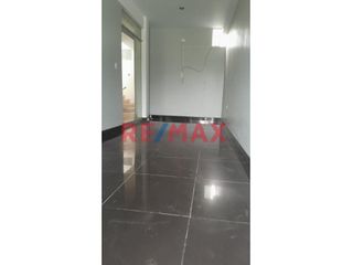 Foto 14 de Venta Casa Comercial 3 Pisos Alto Trujillo Barrio 3