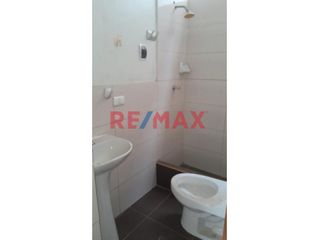 Foto 10 de Venta Casa Comercial 3 Pisos Alto Trujillo Barrio 3