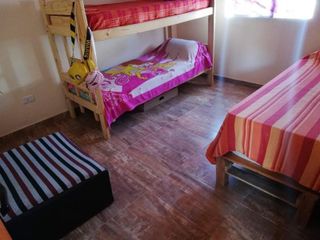 Casa en venta - 2 Dormitorios 1 Baño - 70mts2 - Mar Del Tuyu