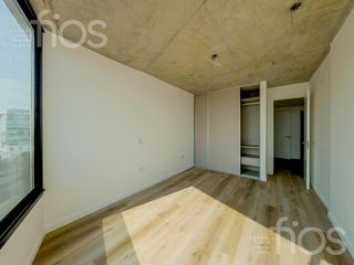 Venta departamento piso exclusivo de 3 dormitorios con balcón cochera amenities Puerto Norte