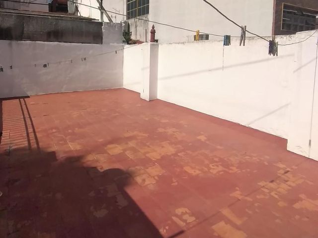 Venta PH en Flores con terraza propia y patio descubierto - Sin expensas