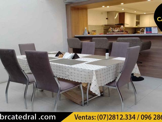 Casa de venta en Puertas del sol  – código:20118