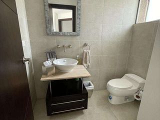 Foto 2 de Propiedad en venta en 1000 mt2 de terreno dos casas independientes