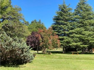 VENTA DE 1 HECTAREA 5000M2 EN EL CASCO CENTRICO DE VILLA GENERAL BELGRANO - INV0076