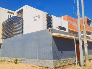 Foto 1 de 🏡✨ ¡OPORTUNIDAD ÚNICA EN CHICLAYO-PIMENTEL! ✨🏡

¡Descubre tu nuevo hogar en una de las zonas más encantadoras de Chiclayo! Presentamos una amplia y