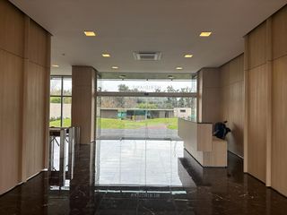 Oficina en  Alquiler Edificio Meridiano