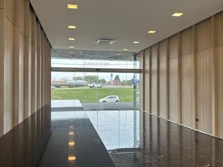 Oficina en  Alquiler Edificio Meridiano