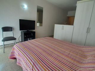 Foto 9 de Departamento · 1  Ambiente · balcón · 200 mts. de Plaza Colón